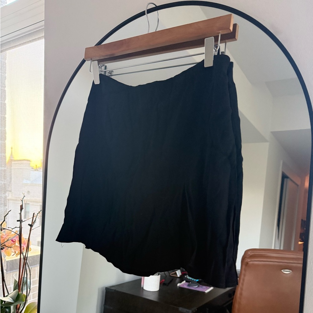 Reformation Margot Mini Skirt in Black Size 6